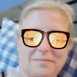 Meet your Posher, Tara